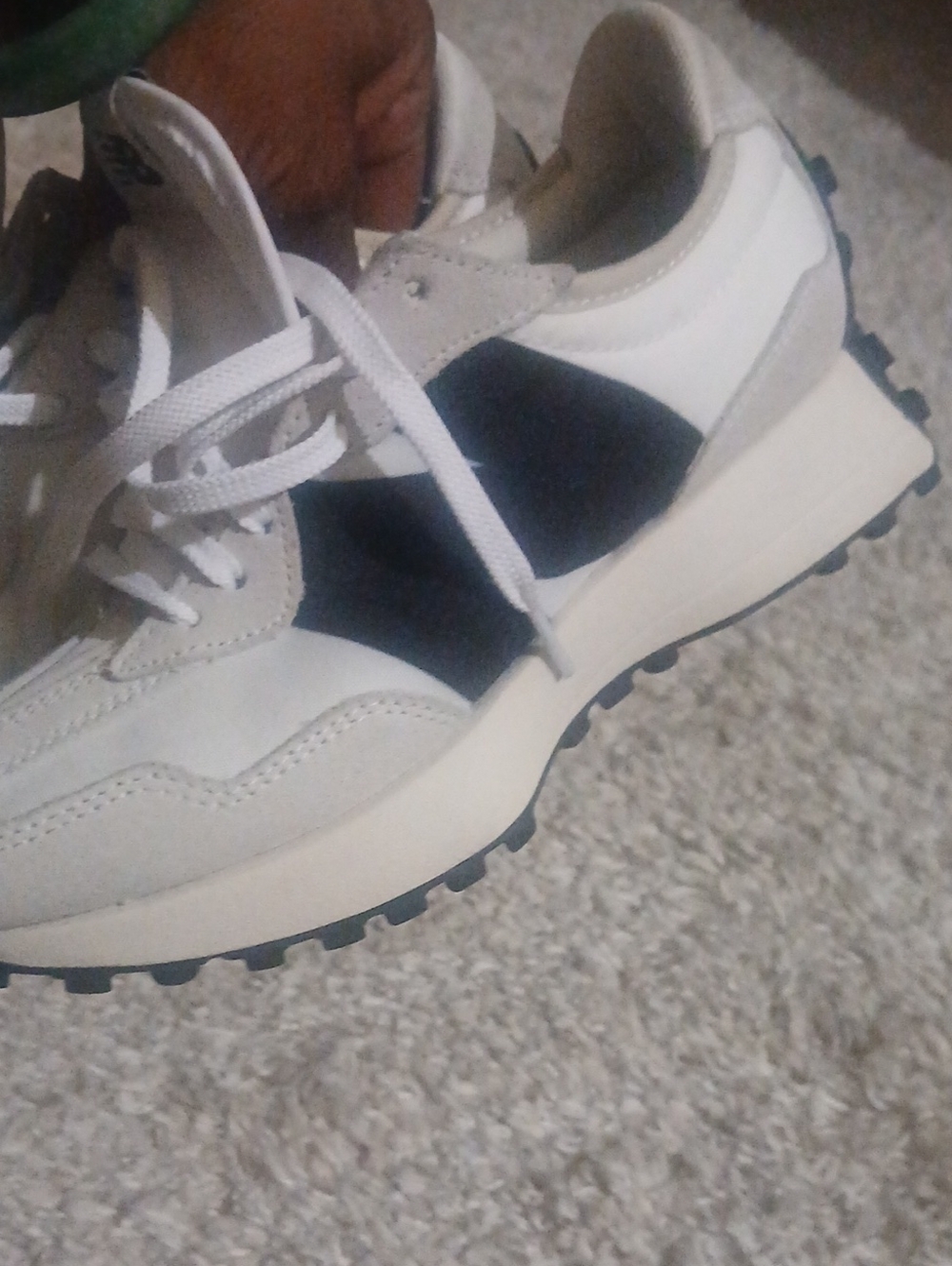 NEW BALANCE 327 - Picture 11 of 16